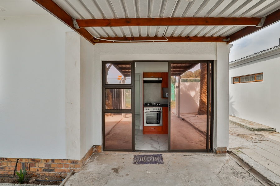 3 Bedroom Property for Sale in Plumstead Western Cape